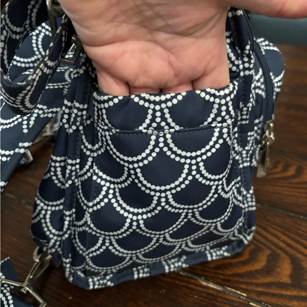 NWOT Ju-Ju-Be Navy and White Baby Bag